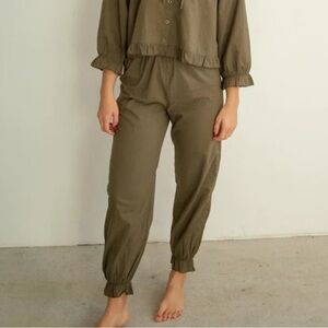 sonderhaus the ophelia pant - olive